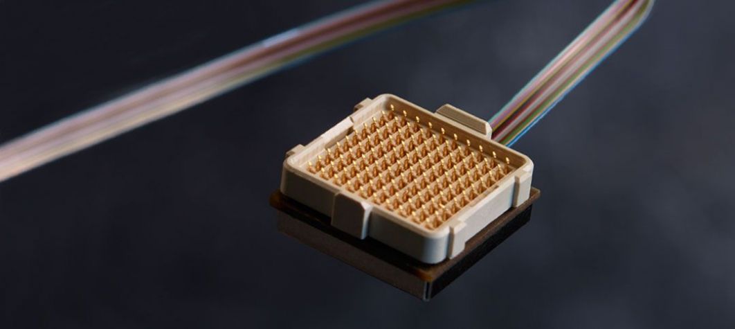 Émetteur-récepteur optique actif de la marque Radiall D-Lightsys®, une solution d'interconnexion optique haute performance Émetteur-récepteur optique actif de la marque Radiall D-Lightsys®, une solution d'interconnexion optique haute performance